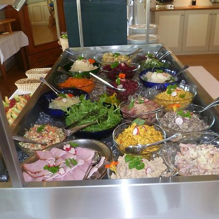 Hotel Speiserestaurant Bahnhof Güttingen Εξωτερικό φωτογραφία
