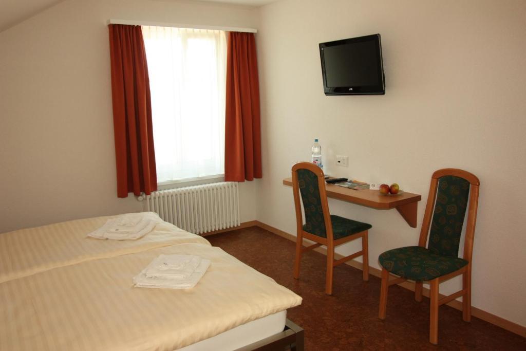 Hotel Speiserestaurant Bahnhof Güttingen Δωμάτιο φωτογραφία
