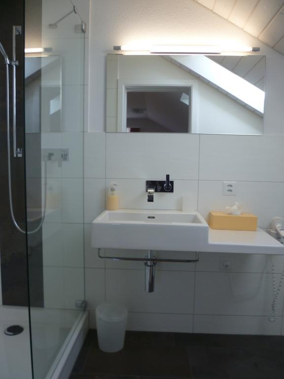 Hotel Speiserestaurant Bahnhof Güttingen Δωμάτιο φωτογραφία